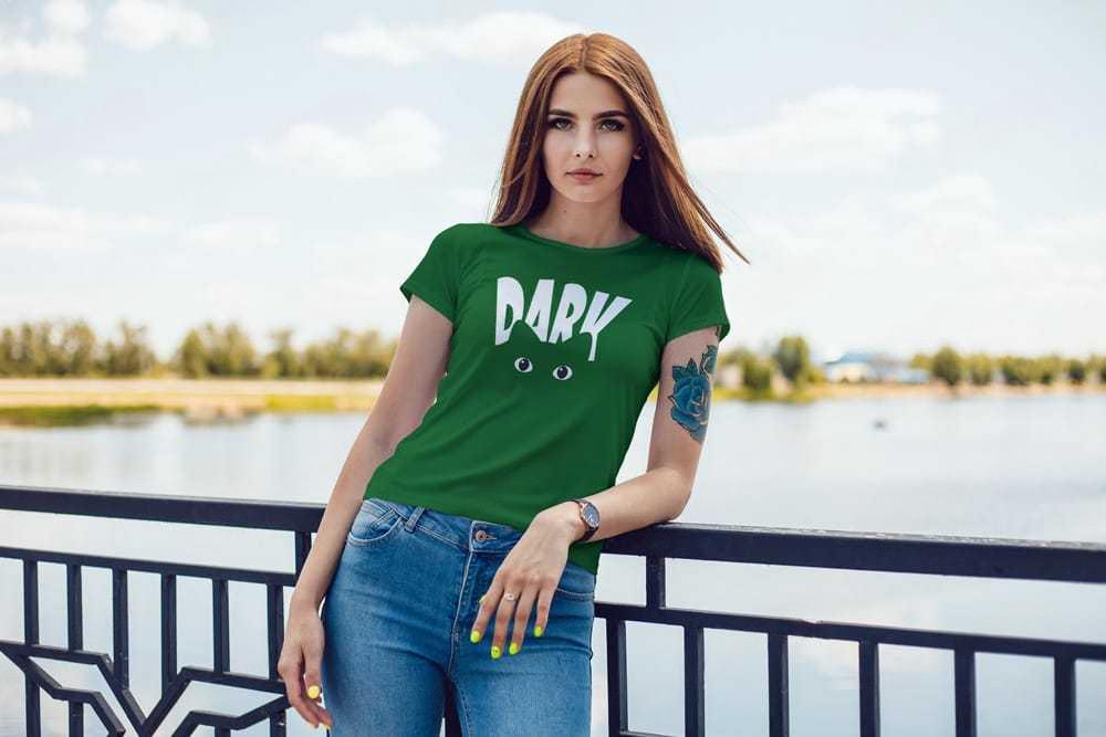 WOMEN'S CLASSIC CAT EYE TSHIRT